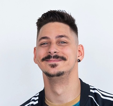 em